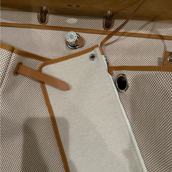 Like new with original box and dust bag selling Herbag Zip cabine bag - Picture 7 of 12